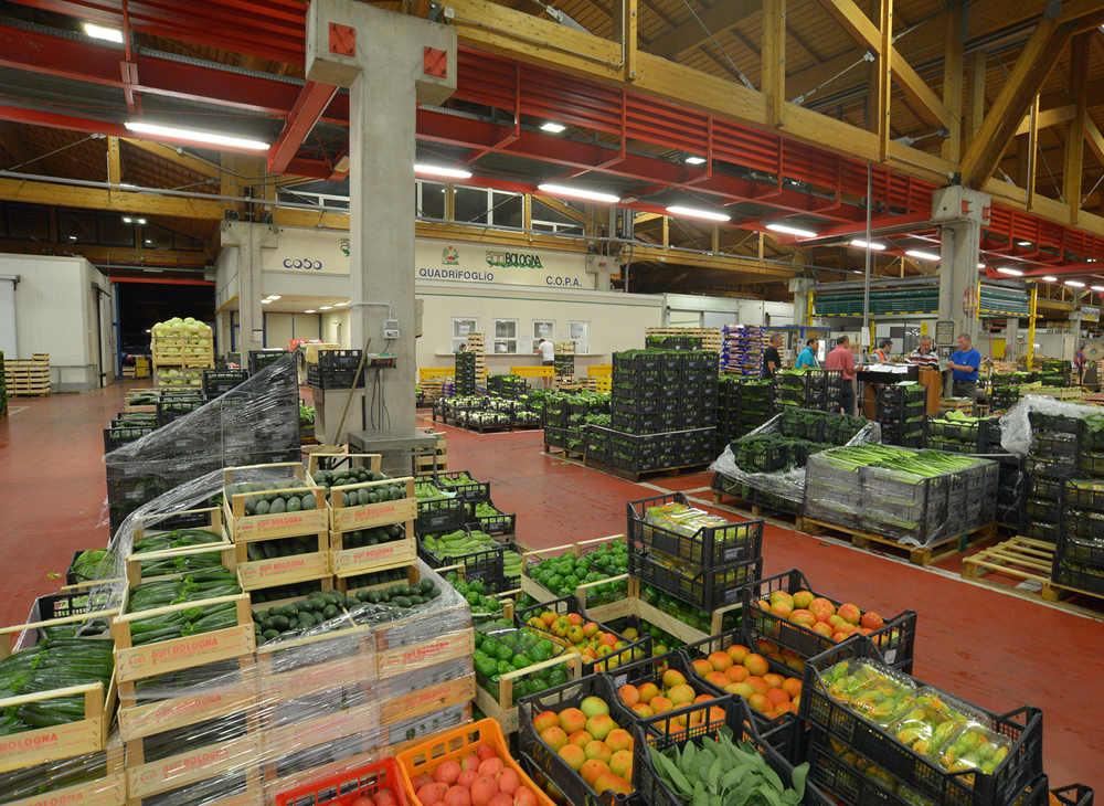 Il Consorzio Agribologna al Centro AgroAlimentare di Bologna